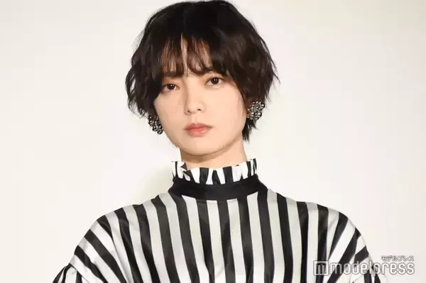 平手友梨奈、雰囲気ガラリのピンクヘアにファン衝撃「ギャップすごい」「別人級」