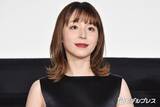「平野綾「チェンソーマン」大千穐楽に感謝 マキマビジュに反響「再現度高い」「表情作りがすごい」」の画像1