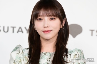 元乃木坂46与田祐希、美くびれ&金髪ギャルスタイルに反響「ウエスト綺麗」「釘付け」