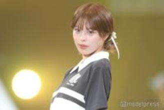 美人インフルエンサー“NEW”シール帳公開「キラキラで可愛い」「ワクワクしそう」の声