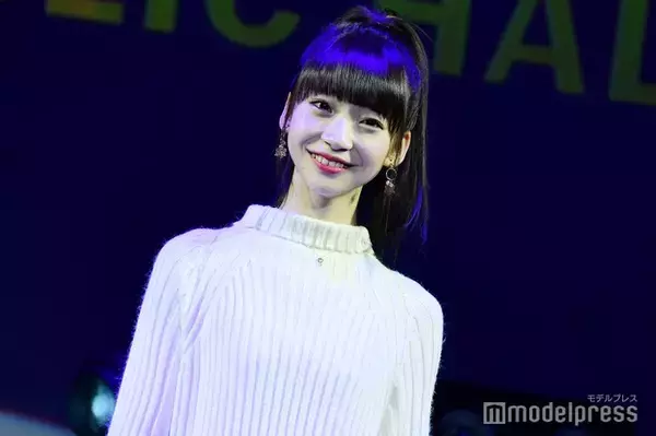 1児の母・元NGT48荻野由佳「間もなく離乳食」0歳の子どもとの2ショット披露「成長が早い」「髪の毛可愛い」の声