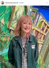 松嶋尚美、長男・珠丸（じゅまる）くんを顔出し公開 パンチくん話題の“ぬいぐるみ”抱きしめた姿に「イケメン」「大人ぽくなってる」と反響