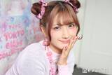 「しなこ、ミニスカ×ニーハイで美脚スラリ 韓国サンリオホテルショットに「可愛いが大渋滞」「お人形さんみたい」と反響」の画像1
