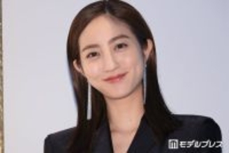 堀田茜、美ウエストちらり久々の私服ショットに反響「オーラすごい」「綺麗すぎて眼福」