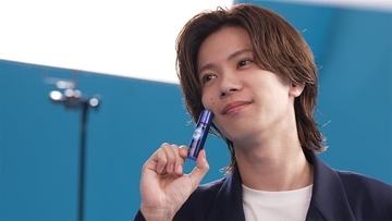 Number_i神宮寺勇太、紺色スーツでスマート演技「プレッシャーをひしひしと感じました」平野紫耀＆岸優太に続き新CM出演