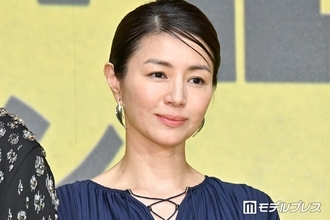井川遥、美肌輝くノースリ姿に絶賛の声「本当に綺麗」「エレガント」