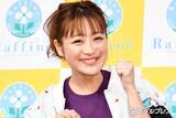「鈴木奈々、姪っ子とプール満喫ショット公開「仲良しすぎてほっこり」「美人オーラすごい」の声」の画像1