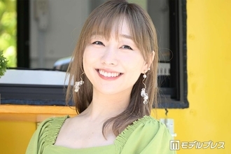 須田亜香里、胸元ざっくりのノースリワンピ姿公開「肌の透明感すごい」「見惚れちゃいます」とファン悶絶