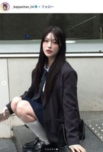 美人インフルエンサー「お姉さんな日」美脚スラリのミニスカ姿 韓国街中ショットに「スタイル良すぎ」「オーラが溢れてる」の声