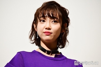 山谷花純、美ボディ際立つビキニショット公開「スタイル抜群」「背中のラインが美しすぎます」の声