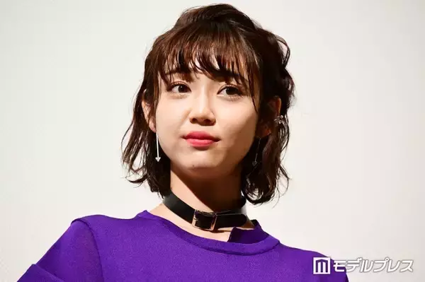 山谷花純、美ボディ際立つビキニショット公開「スタイル抜群」「背中のラインが美しすぎます」の声