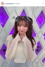 大食い女王・もえのあずき、スラリ美脚際立つ野球ユニ×ミニスカ姿に熱視線「着こなしが上手」「参考にしたい」