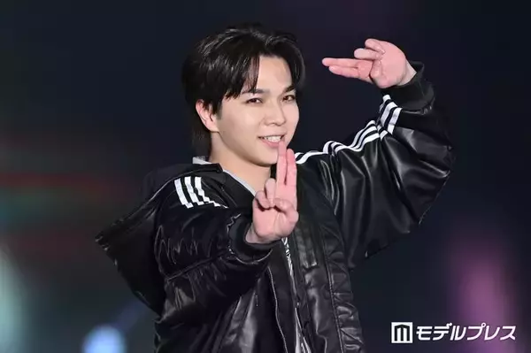 M!LK塩崎太智「ガルアワ」サプライズ登場 8年ぶり出演でイイじゃん・“滅”ポーズ次々披露【ガルアワ2026SS】