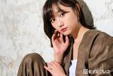 「モデル・鈴木友菜、第1子妊娠を発表 ふっくらお腹も披露「穏やかで愛おしい日々を過ごしています」」の画像1