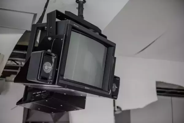 契約書も口頭契約もないけど「吉本NSCはコンプライアンスを教えてる」