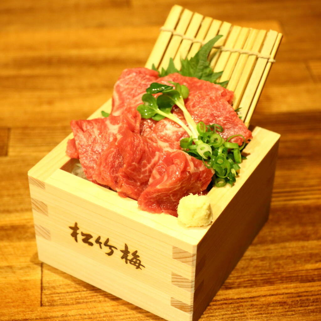 肉寿司が種類 肉バルで肉寿司 ジョッキー で馬肉を堪能すべし 大阪 17年5月23日 エキサイトニュース 2 4