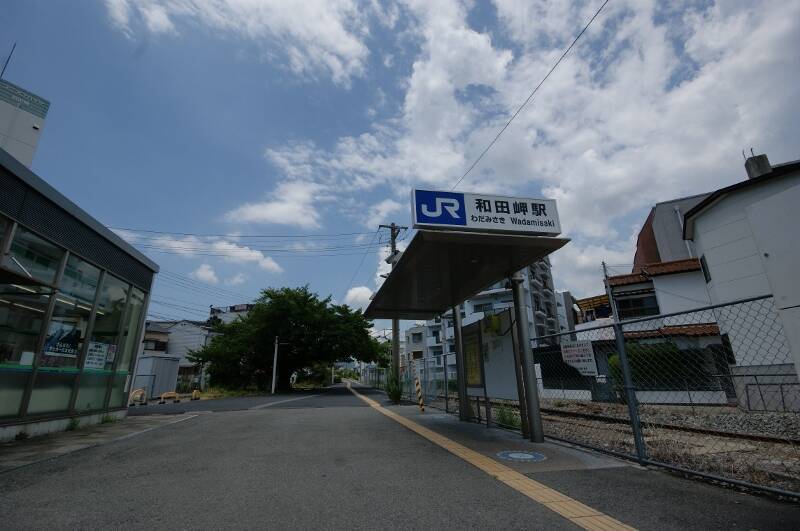 たった100円で絶品クレープが味わえる 奇跡の駄菓子屋さん 淡路屋 神戸 17年9月日 エキサイトニュース