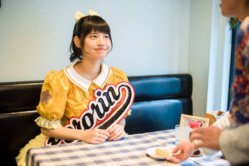 あるあるイラスト が話題のぺろりん先生 ベボガ がはじめての食レポに挑戦 アイドルめし 17年1月6日 エキサイトニュース