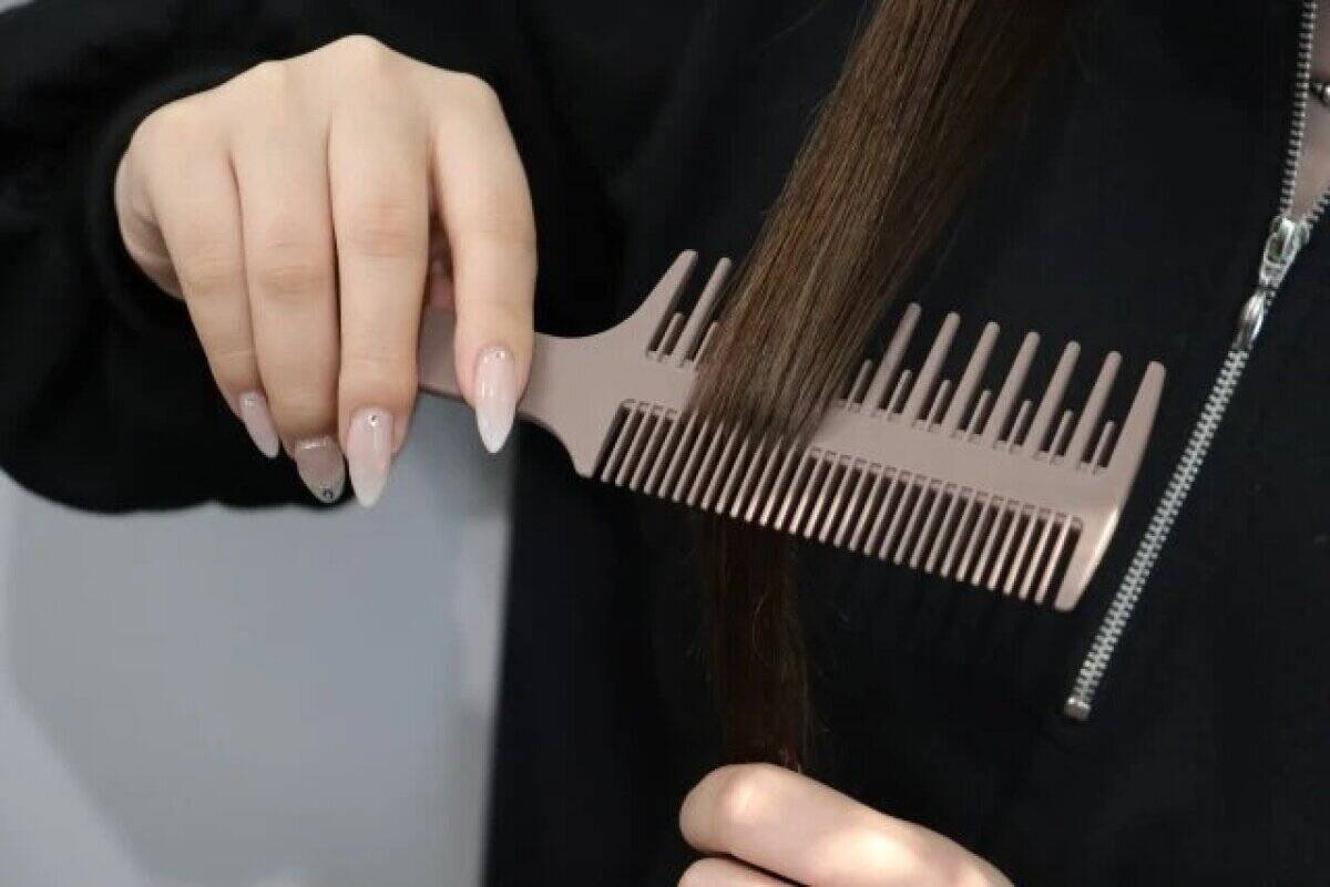 ダイソーでスルーしたら損だよ！「こだわる人こそ使ってほしい！」アイデアが詰まった便利ブラシ