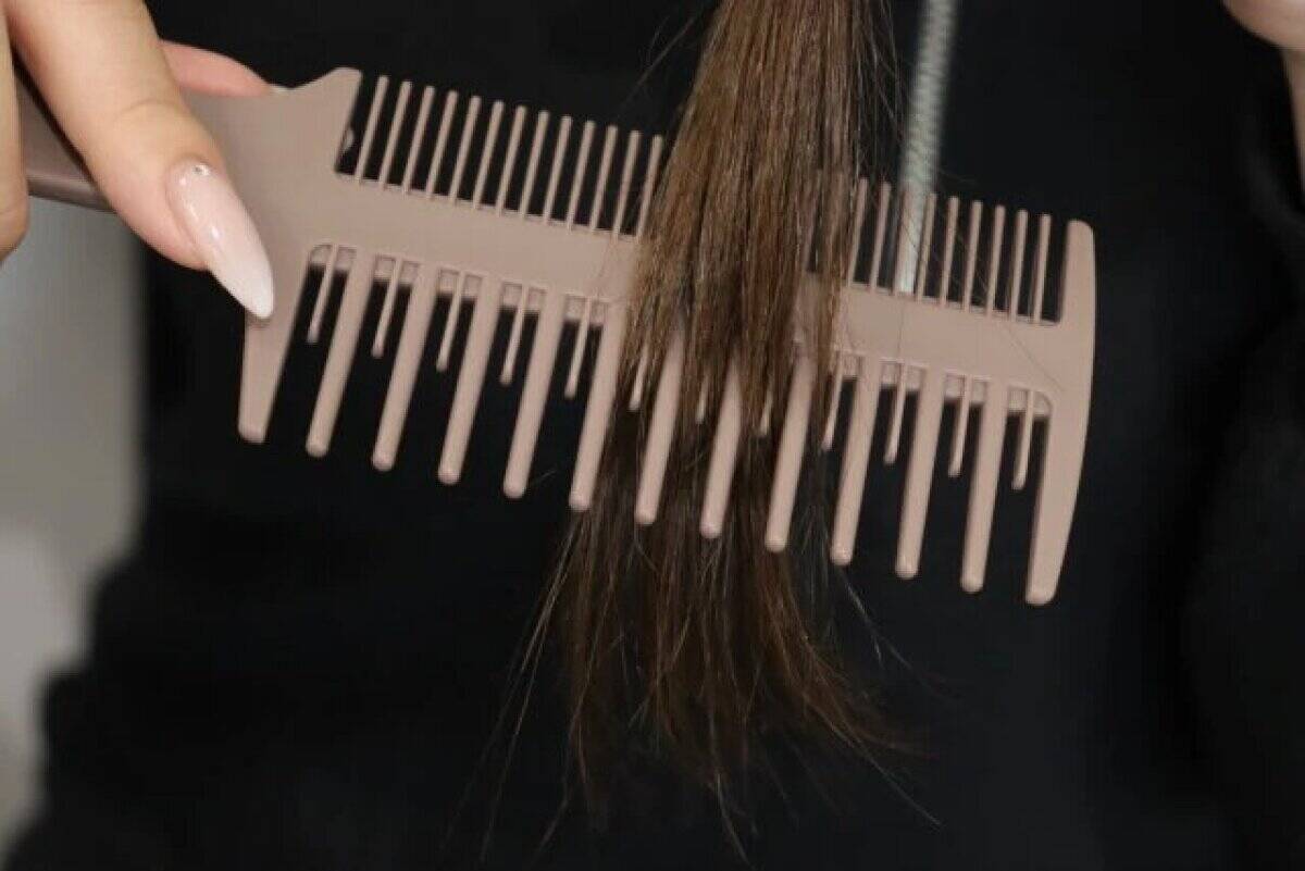 ダイソーでスルーしたら損だよ！「こだわる人こそ使ってほしい！」アイデアが詰まった便利ブラシ