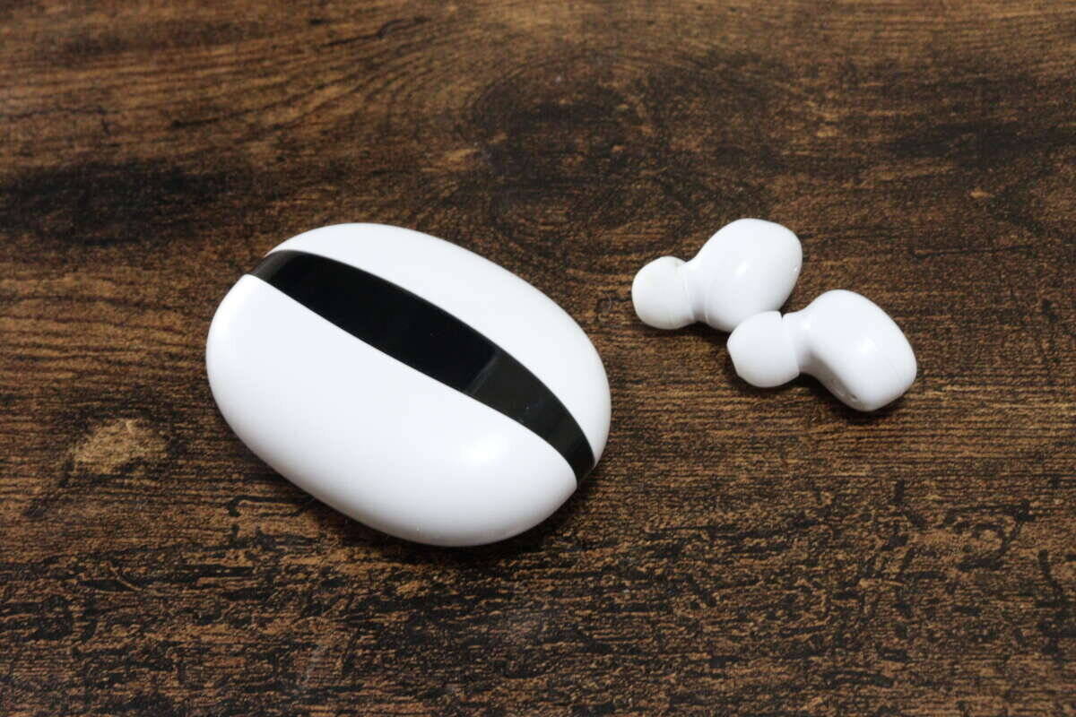 100均の家電もここまできたか…！千円だけど機能充実！スペックの高さに驚いたイヤフォン