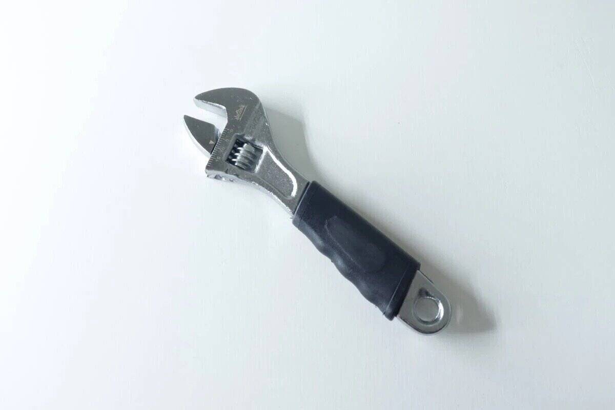 100均でとんでもないもの見っけ！「もうホムセンには行けない…」専門店レベルのお得工具3選