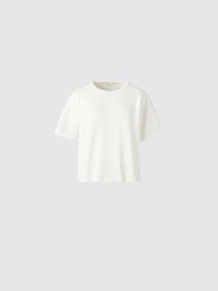ユニクロの大人気コラボトップスが続々値下げ♡790円～で買える即戦力アイテムは今すぐ確保！