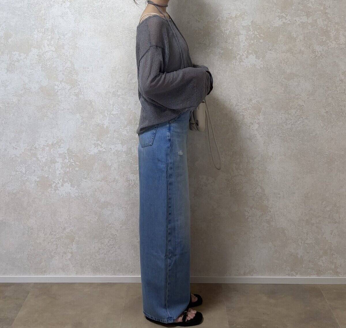 気に入りすぎて3色目…！トップスを選ばないから毎日はきたいユニクロ人気デニム