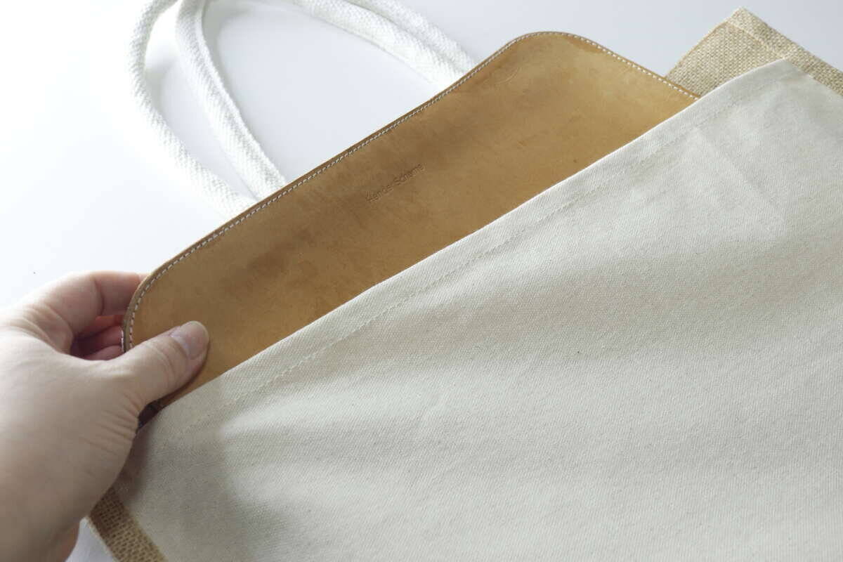 500円って本気で凄い！「もはや無印超えたかも…！」即売り切れそうな100均の高見えバッグ