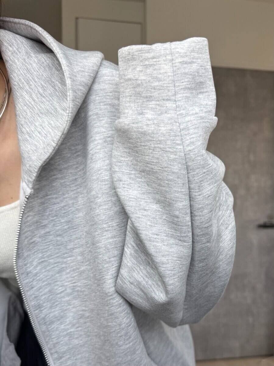 手抜きに見えないフーディコーデってこれ！GUで1,990円の今が買い時♡着回し3コーデ