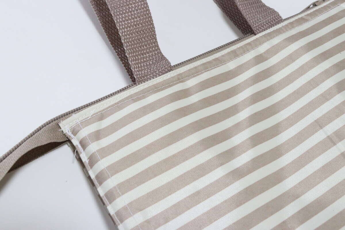 黙ってれば100均ってバレない！「こういうのがいいんだよ…！」シンプルで使いやすいバッグ