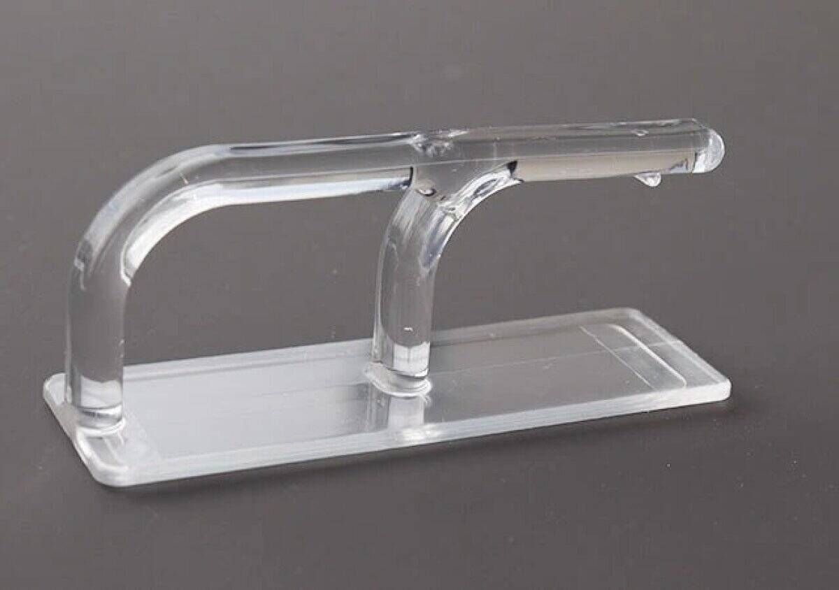 もっと早く知りたかったよ！「玄関がスッキリ片付く！」省スペ化を叶える100均便利グッズ