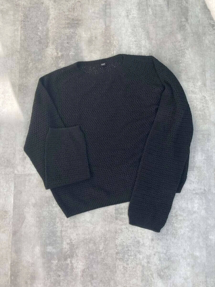 ユニクロの「黒アイテム」が可愛くて着痩せ効果絶大！この3着は持っておくと春コーデに便利！