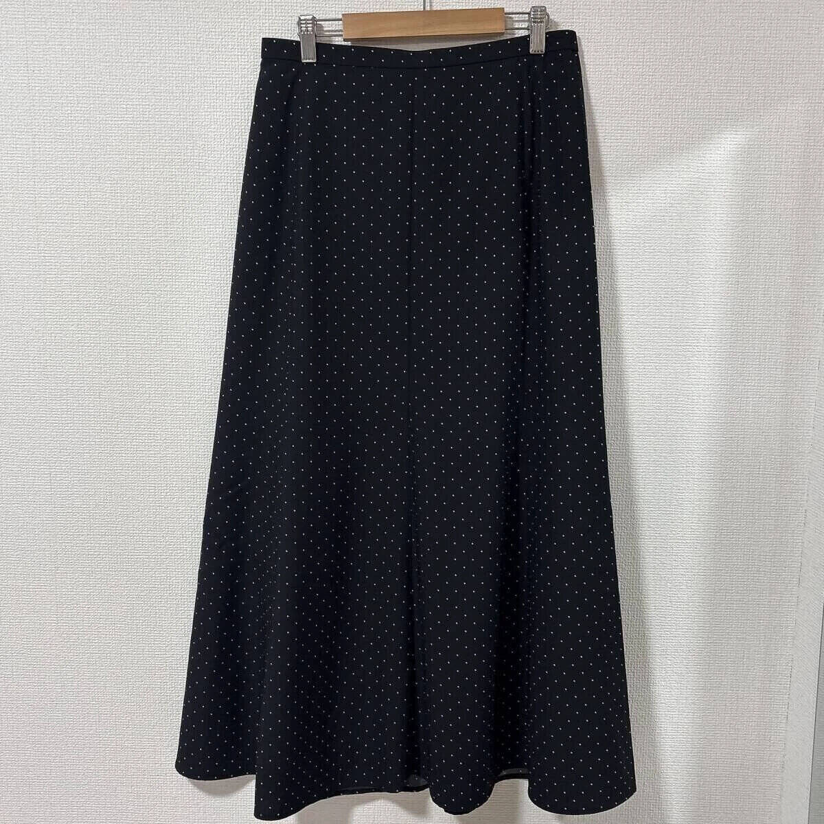 ユニクロの「黒アイテム」が可愛くて着痩せ効果絶大！この3着は持っておくと春コーデに便利！