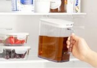 ニトリ水筒が便利すぎて冷蔵庫に革命起こった！「置き場所ない問題」を解決してくれる便利グッズ