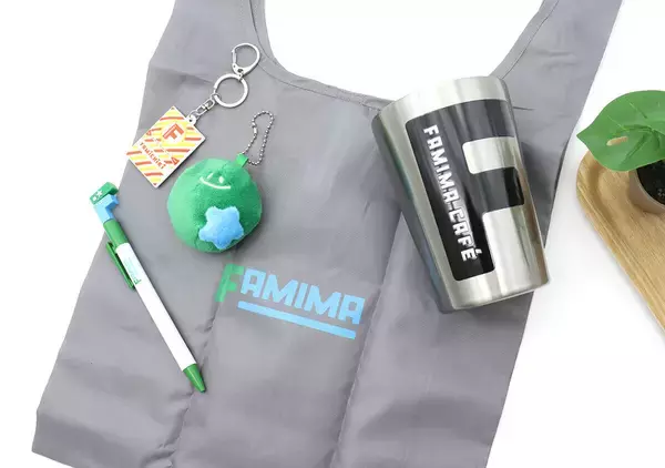【ファミマ】コンビニでコレが買えるとは…！有名デザイナーコラボ♡高機能×お洒落なタンブラー