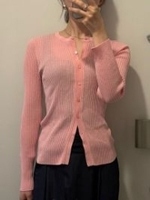 「買う前に見て！」GUトップスで縦ラインが強調されてスタイルアップ♡サイズ感レビュー