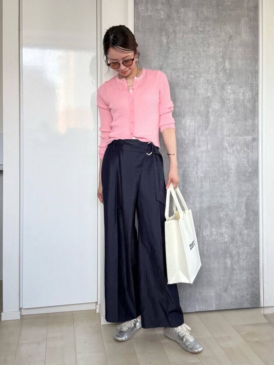 「買う前に見て！」GUトップスで縦ラインが強調されてスタイルアップ♡サイズ感レビュー