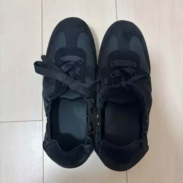 GUで2990円は反則級…♡「バレエスニーカー」が軽くて可愛くてヘビロテ確定！