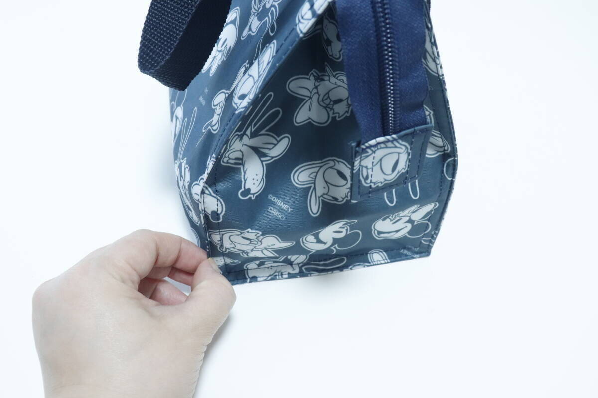 すぐ売り切れちゃいそう！可愛いだけかと思ったら…♡実用性も抜群な100均の優秀バッグ
