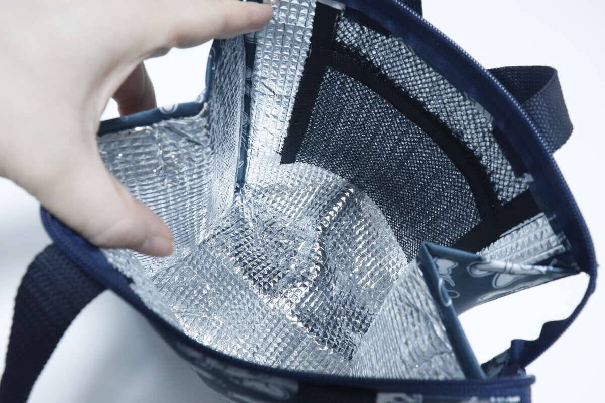 すぐ売り切れちゃいそう！可愛いだけかと思ったら…♡実用性も抜群な100均の優秀バッグ