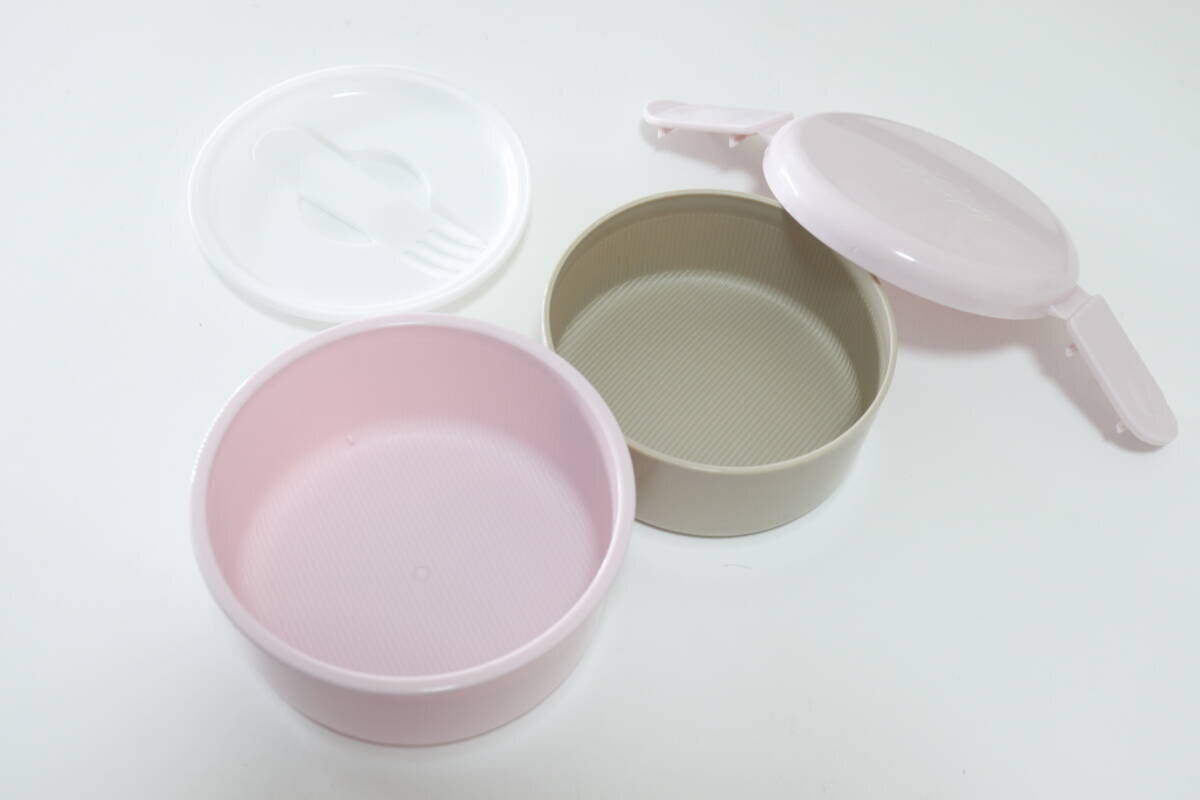 セールに飛びつき「やらかした…」と思ったのに！フタを開けたら大当たりだった100均の弁当箱