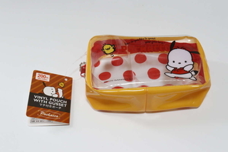 可愛いだけじゃないのね♡アイテムを組み合わせると…？外出先でも使いやすい100均ポーチ