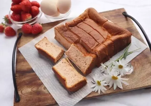 「酸っぱい苺はこれ作って！」「買うより絶対安くて美味しい！」簡単いちごスイーツ4選