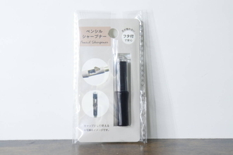 「キャップになるって画期的」「気づいたら即使える」100均の便利コスメグッズ