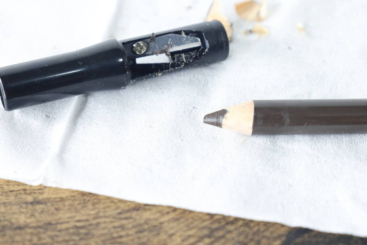 「キャップになるって画期的」「気づいたら即使える」100均の便利コスメグッズ