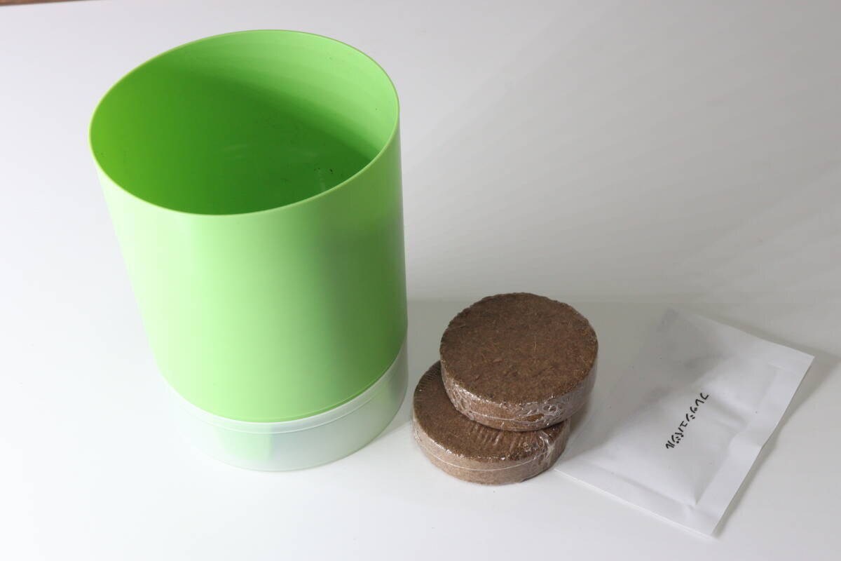 「100均で買えるってウソでしょ？！」千円覚悟がまさかの300円！即買いしたキット