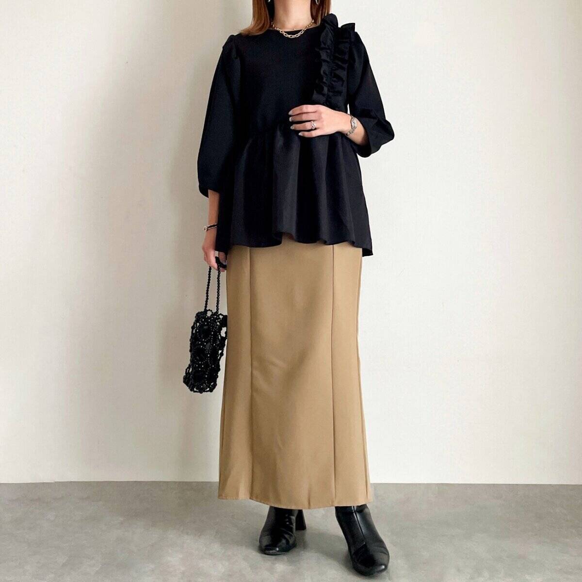 しまむらの「フリルトップス」が1639円で売り切れ必至…♡体型カバーも叶う！着回し5コーデ