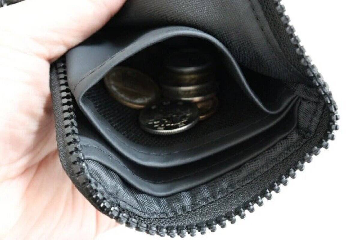 100均だからって侮れない！高機能＆高見え！大人も使いたくなるお財布3選