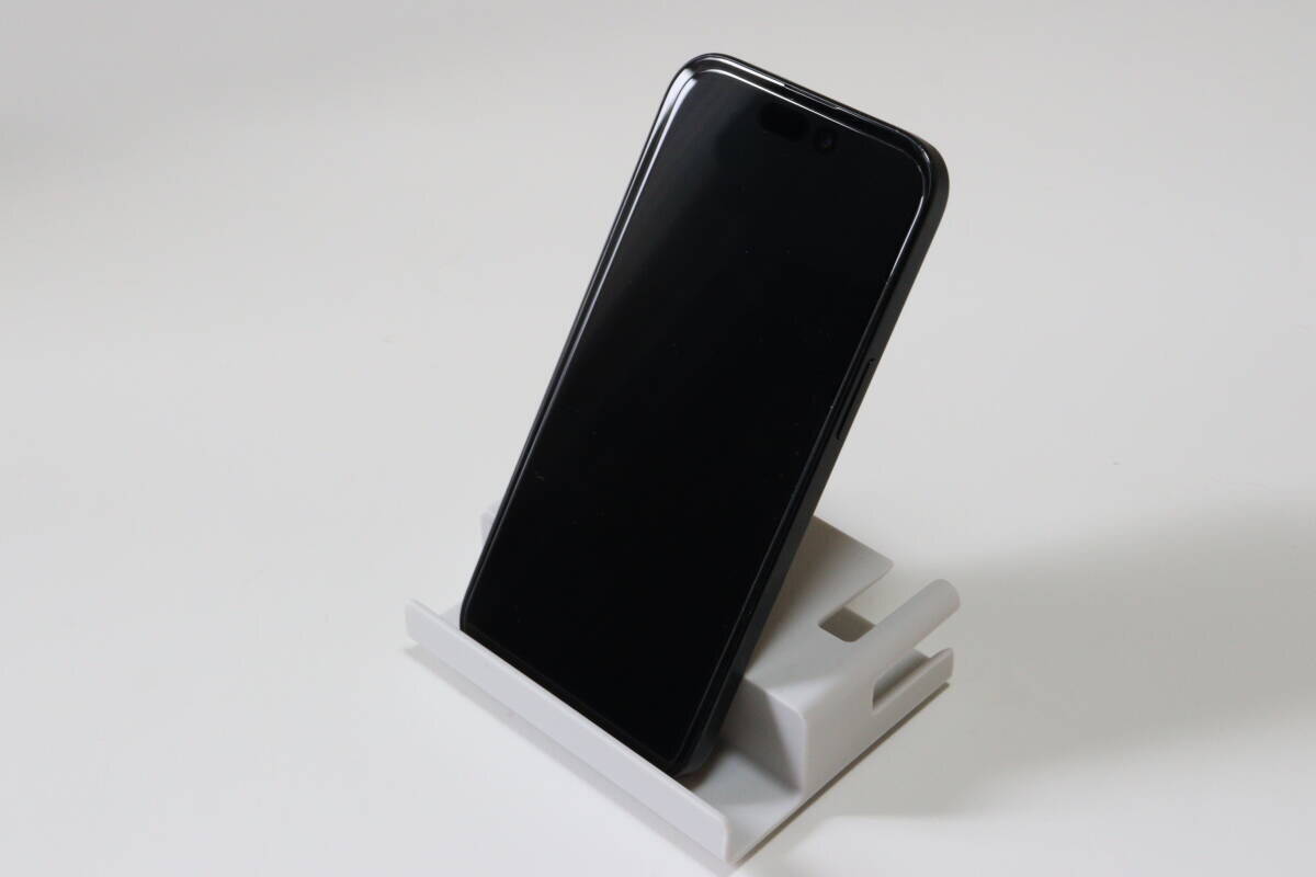 100均で専用ホルダー売ってるよ！凹凸のある扉でも使える！痒い所に手が届く便利グッズ